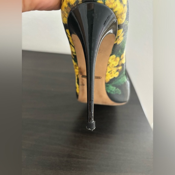 Dolce & Gabbana Shoes High Heels Black and Yellow Floral Pattern Pumps - Picture 12 of 15